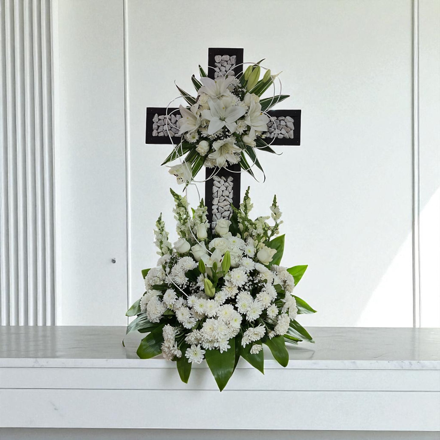 Cruz floral para funeral